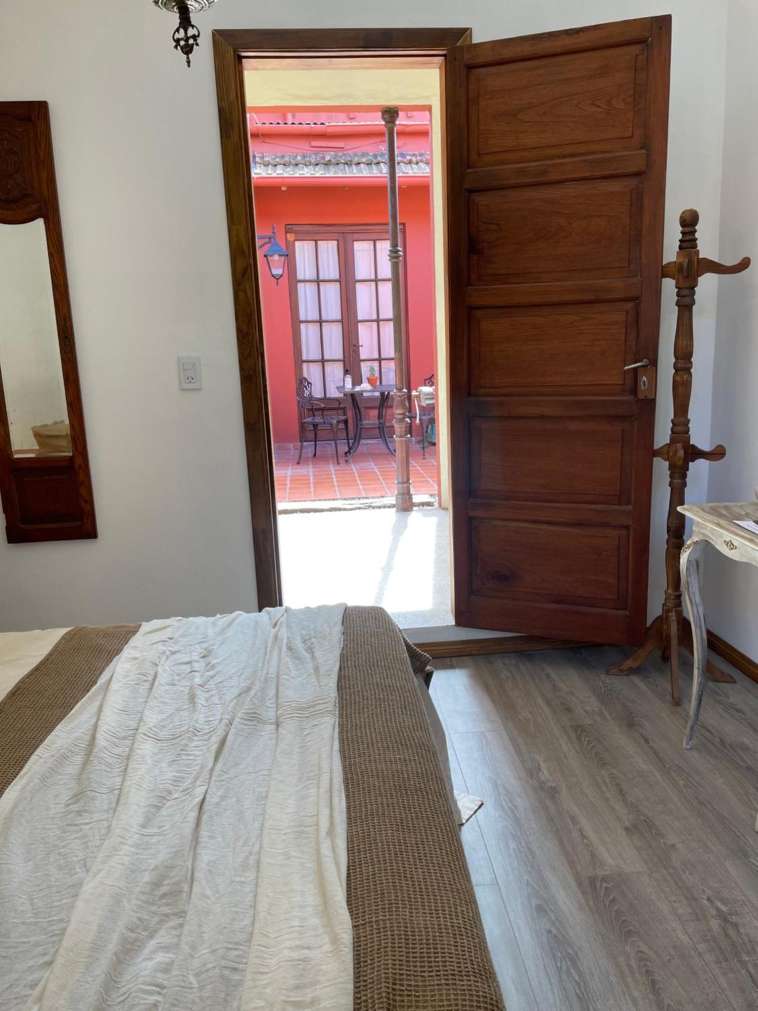 La Escondida, Casa De Huespedes Bed and breakfast San Antonio de Areco