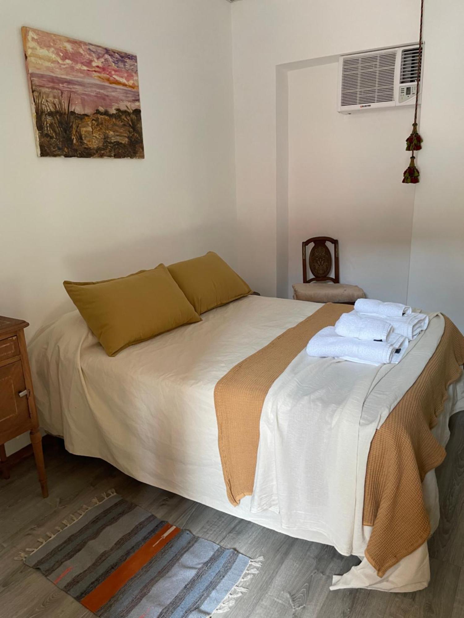 La Escondida, Casa De Huespedes