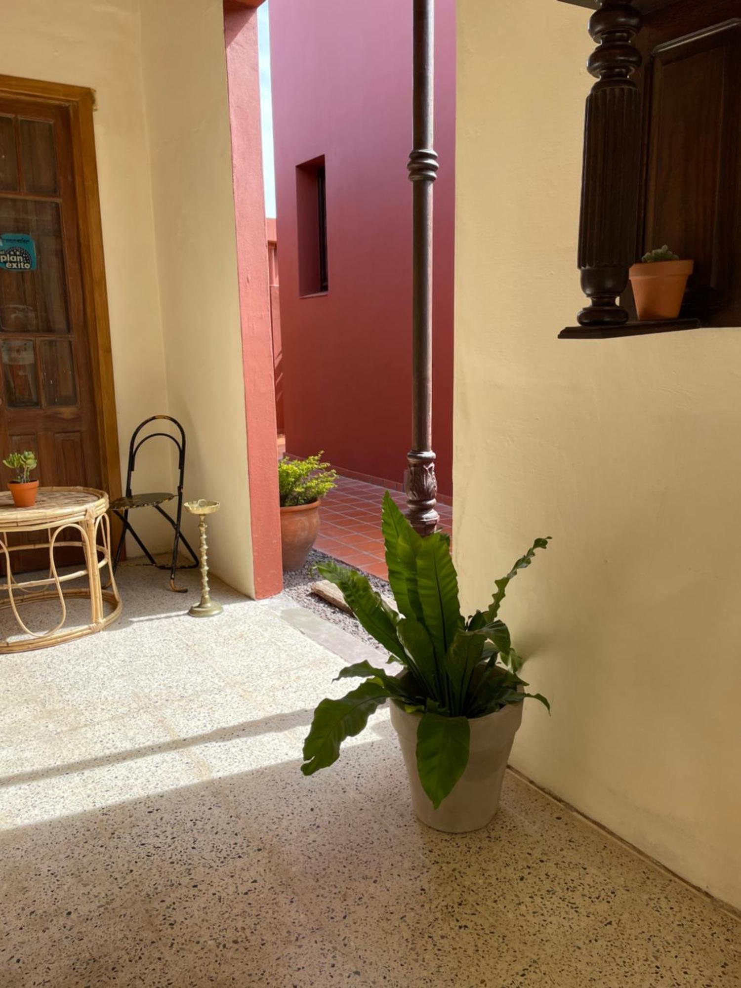 La Escondida, Casa De Huespedes Bed & Breakfast