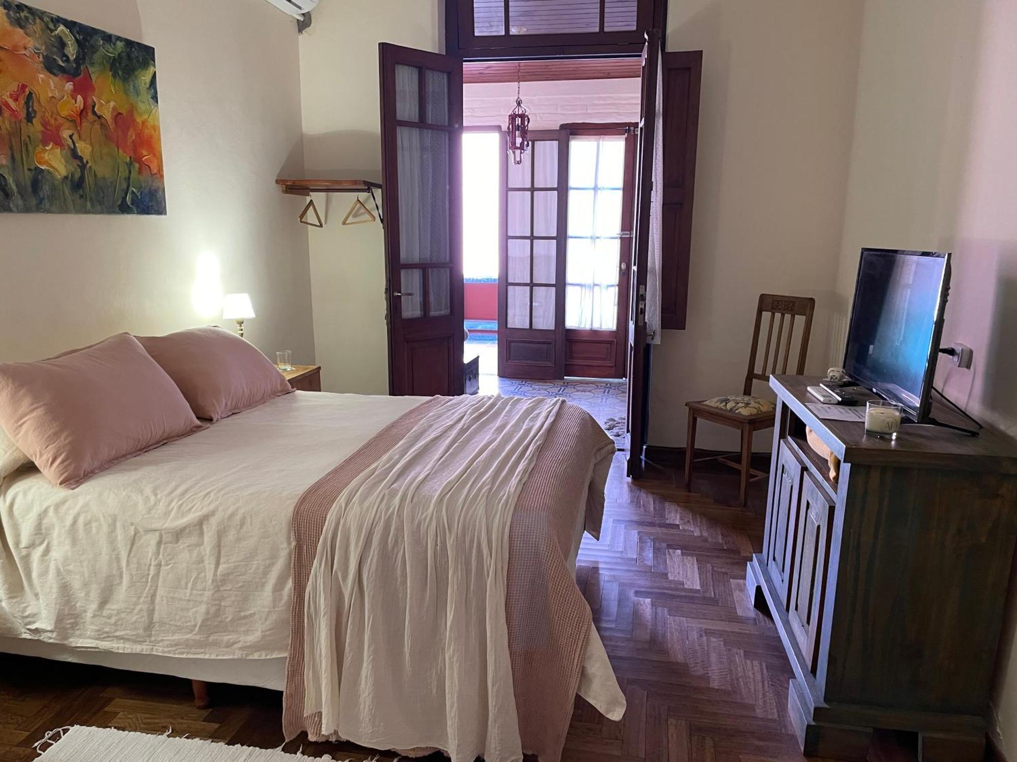 La Escondida, Casa De Huespedes San Antonio de Areco